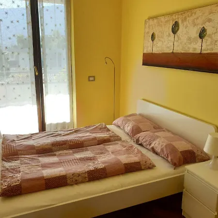 Domus Rose Guest house