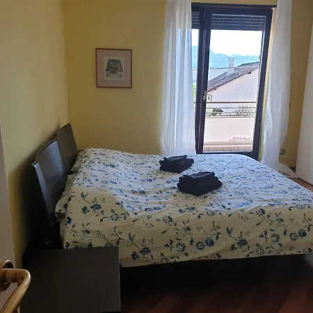 Domus Rose Guest house *