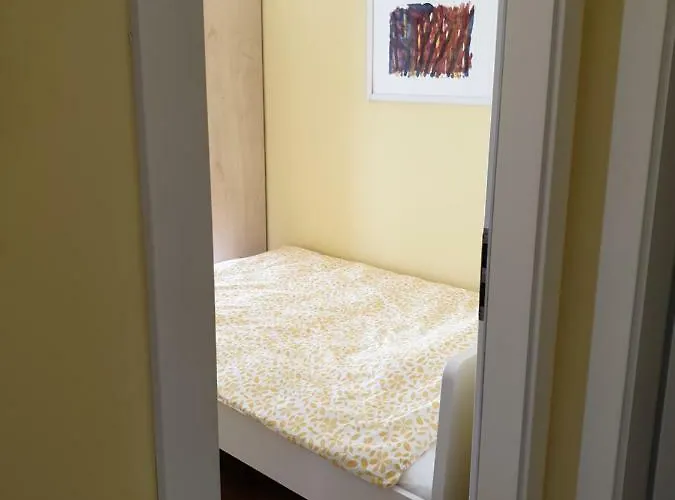 Domus Rose Πανσιόν *